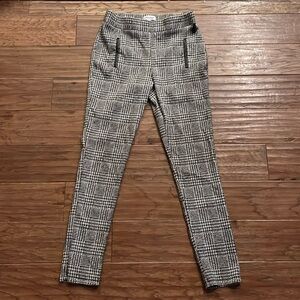 Calvin Klein Pull On Black and White Checked Skinny Pants Size 8